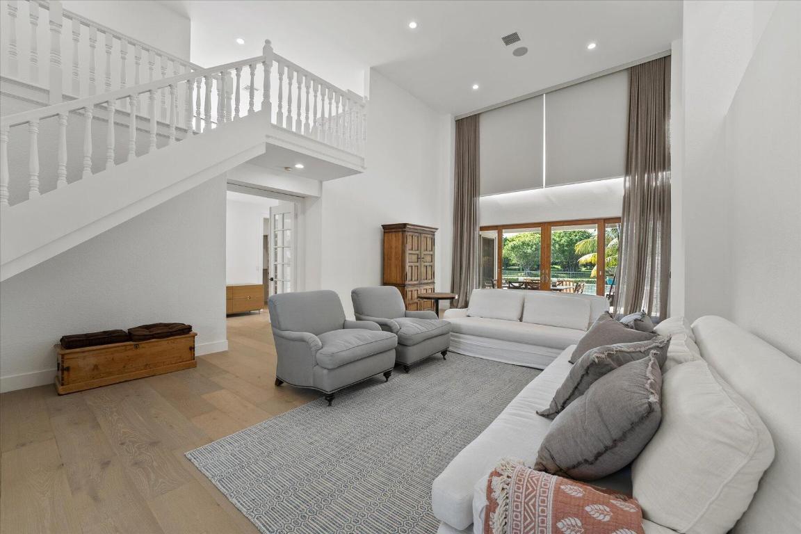 BENT CYPRESS - Residential