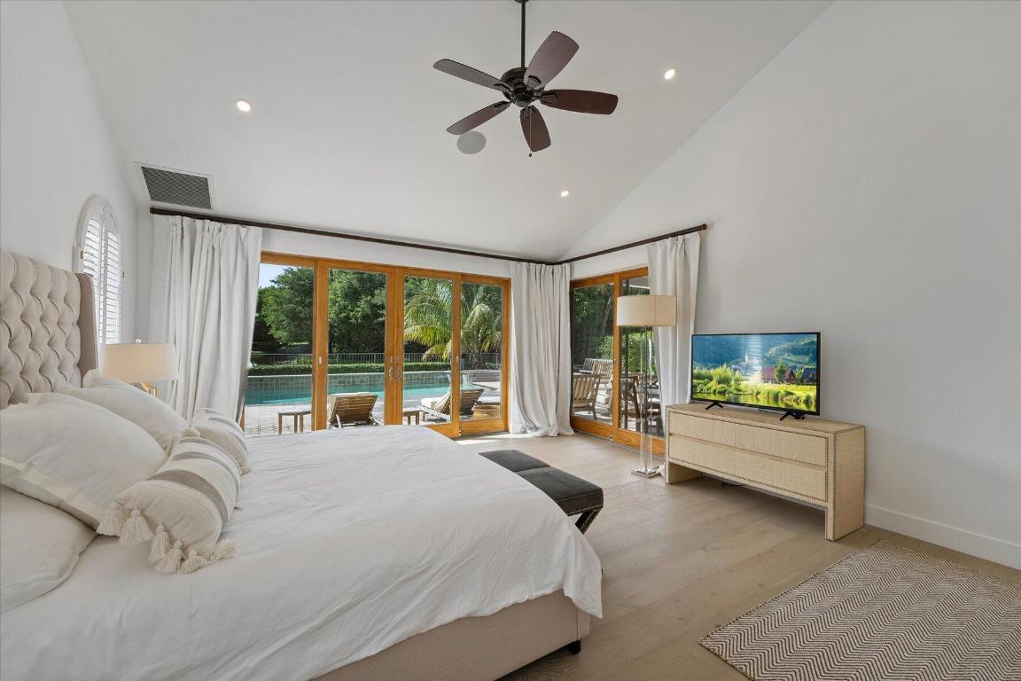 BENT CYPRESS - Residential