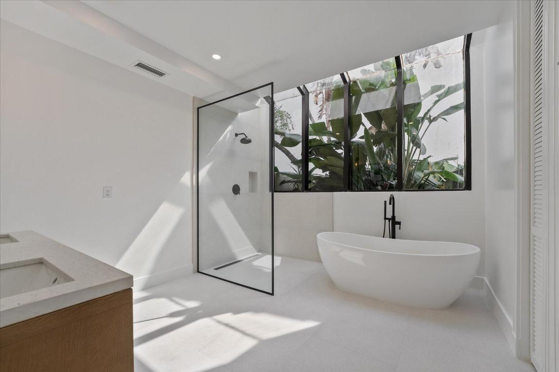 BENT CYPRESS - Residential