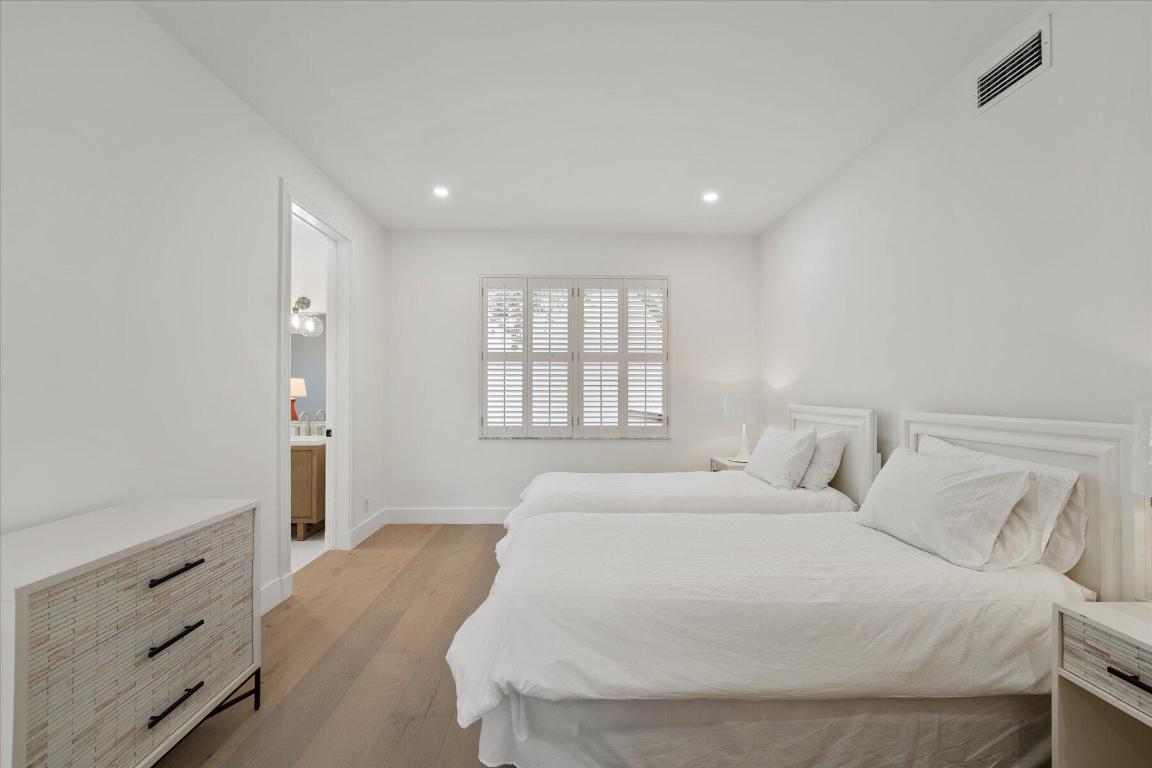 BENT CYPRESS - Residential