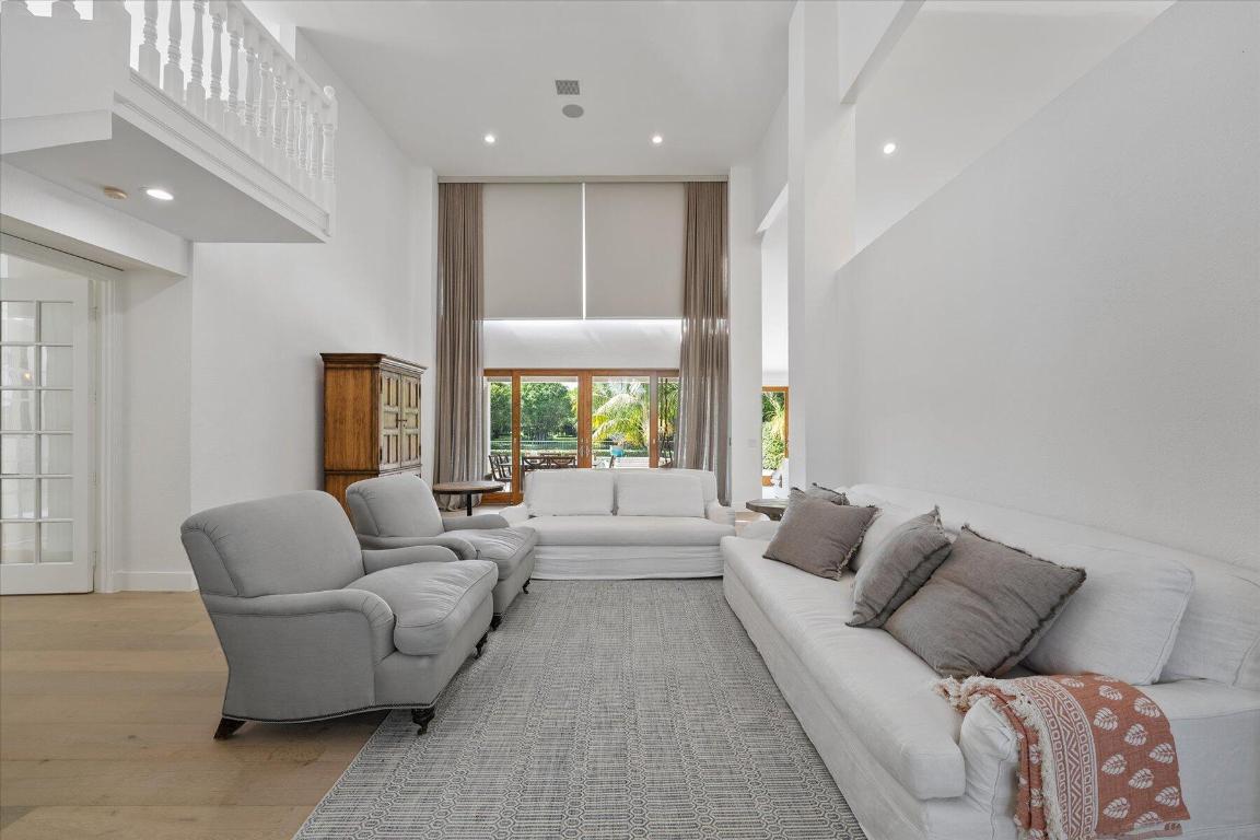 BENT CYPRESS - Residential