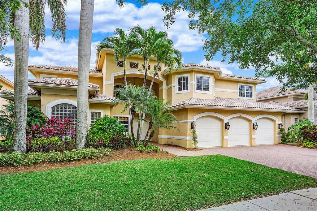 Photo of 9541 NEW WATERFORD Cove, Delray Beach, FL 33446 (MLS # B26085379)