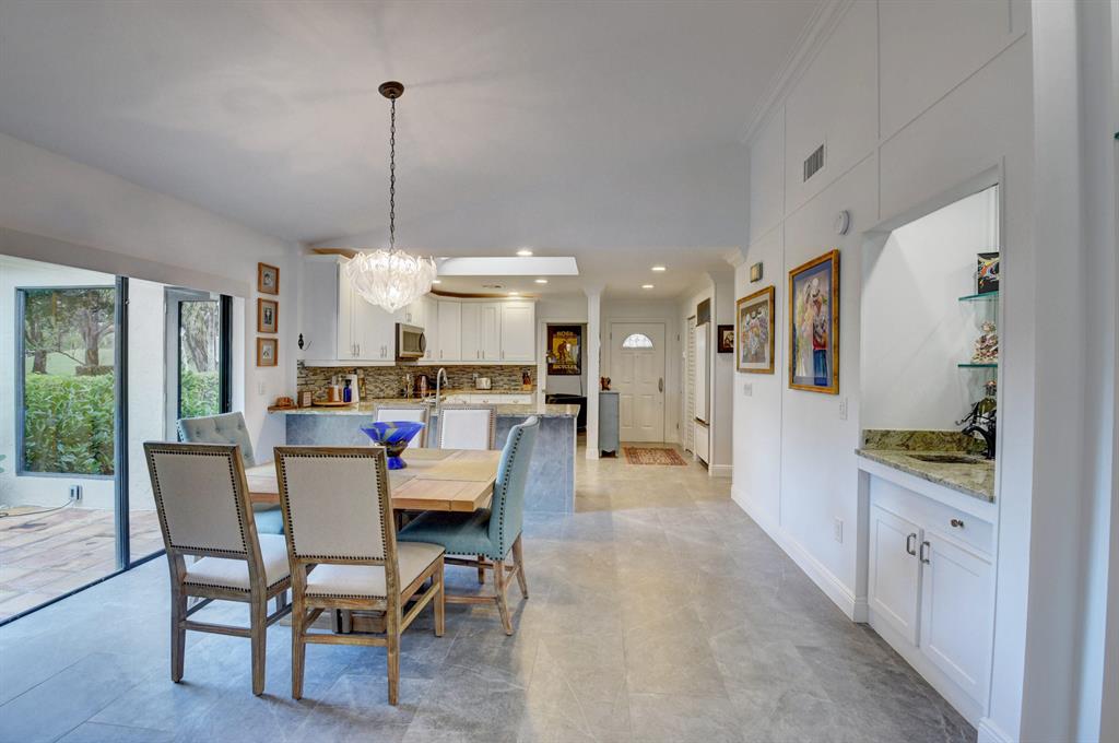 STRATFORD AT HUNTERS RUN CONDO - Residential