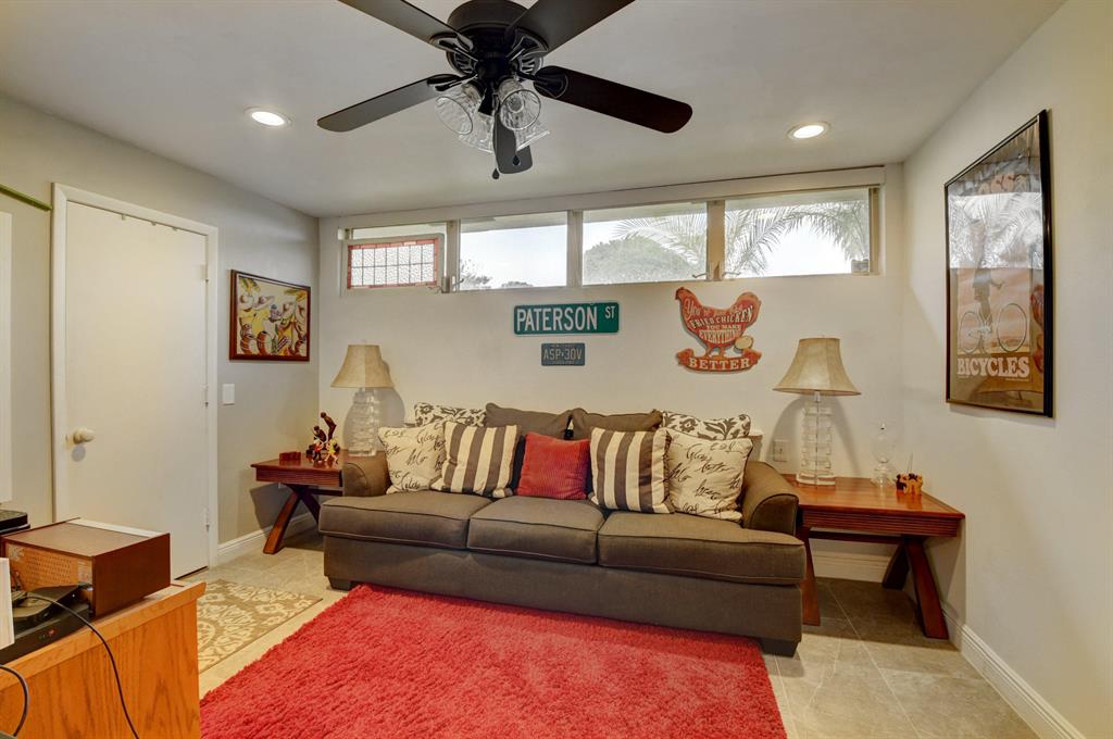 STRATFORD AT HUNTERS RUN CONDO - Residential