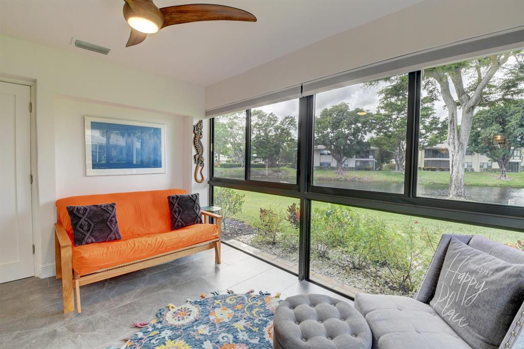 STRATFORD AT HUNTERS RUN CONDO - Residential