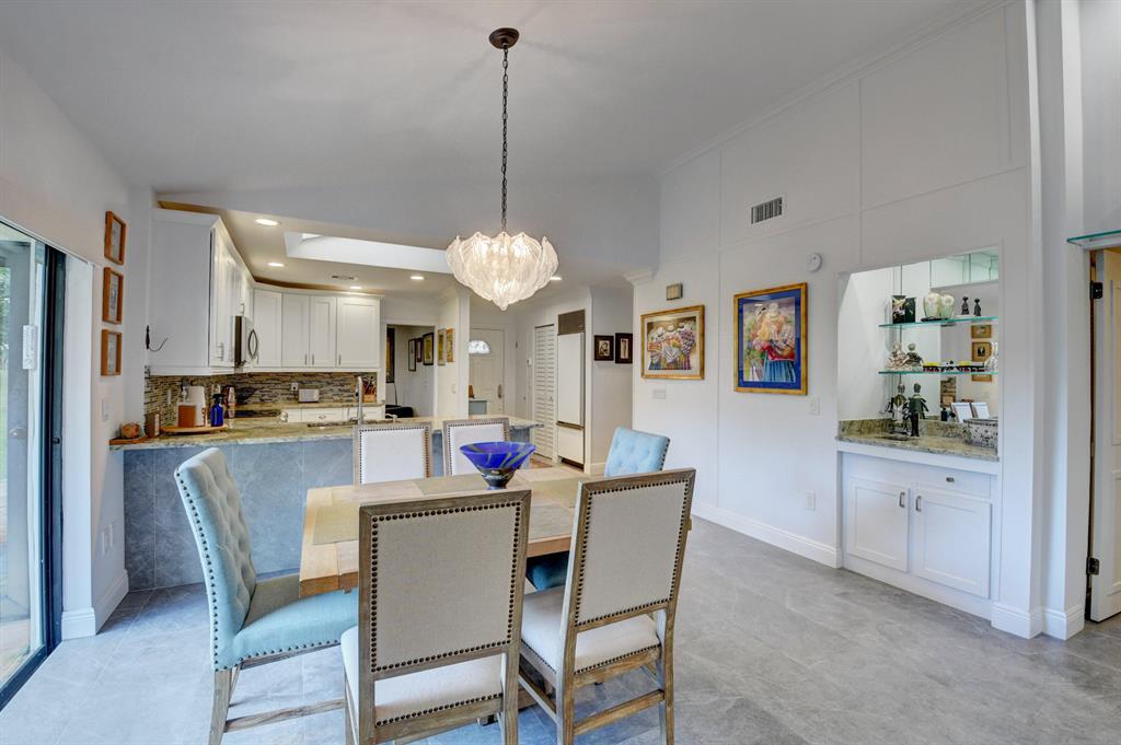 STRATFORD AT HUNTERS RUN CONDO - Residential