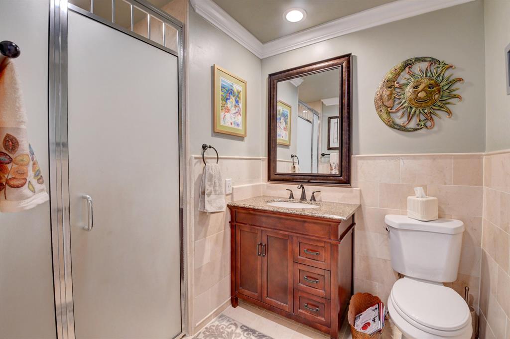 STRATFORD AT HUNTERS RUN CONDO - Residential