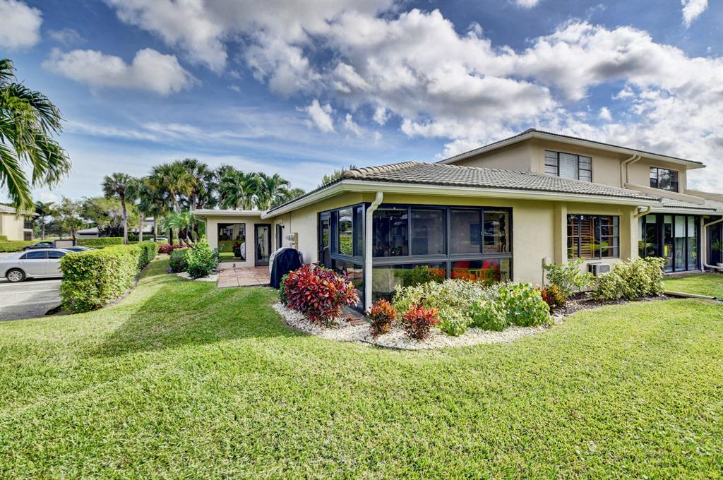 STRATFORD AT HUNTERS RUN CONDO - Residential