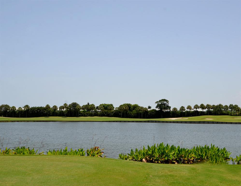 STRATFORD AT HUNTERS RUN CONDO - Residential