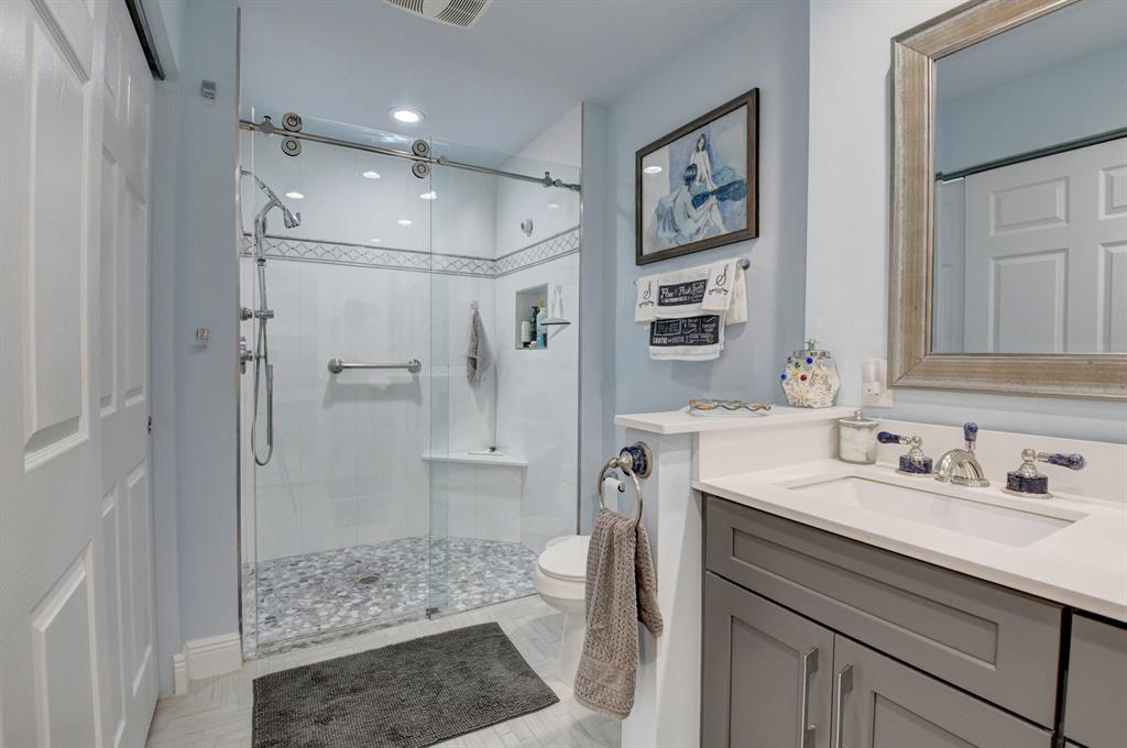 STRATFORD AT HUNTERS RUN CONDO - Residential