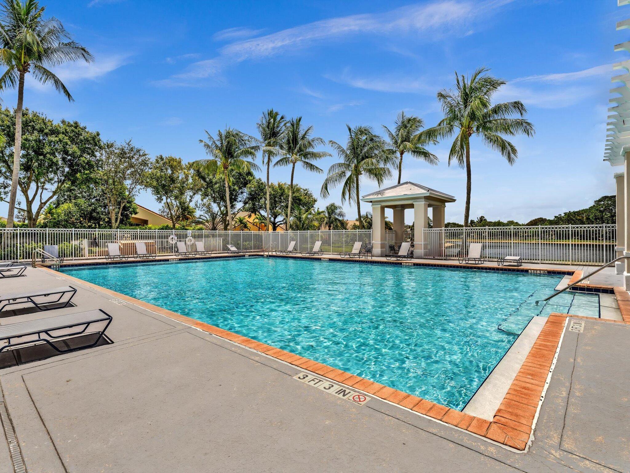 VERONA LAKES - Residential