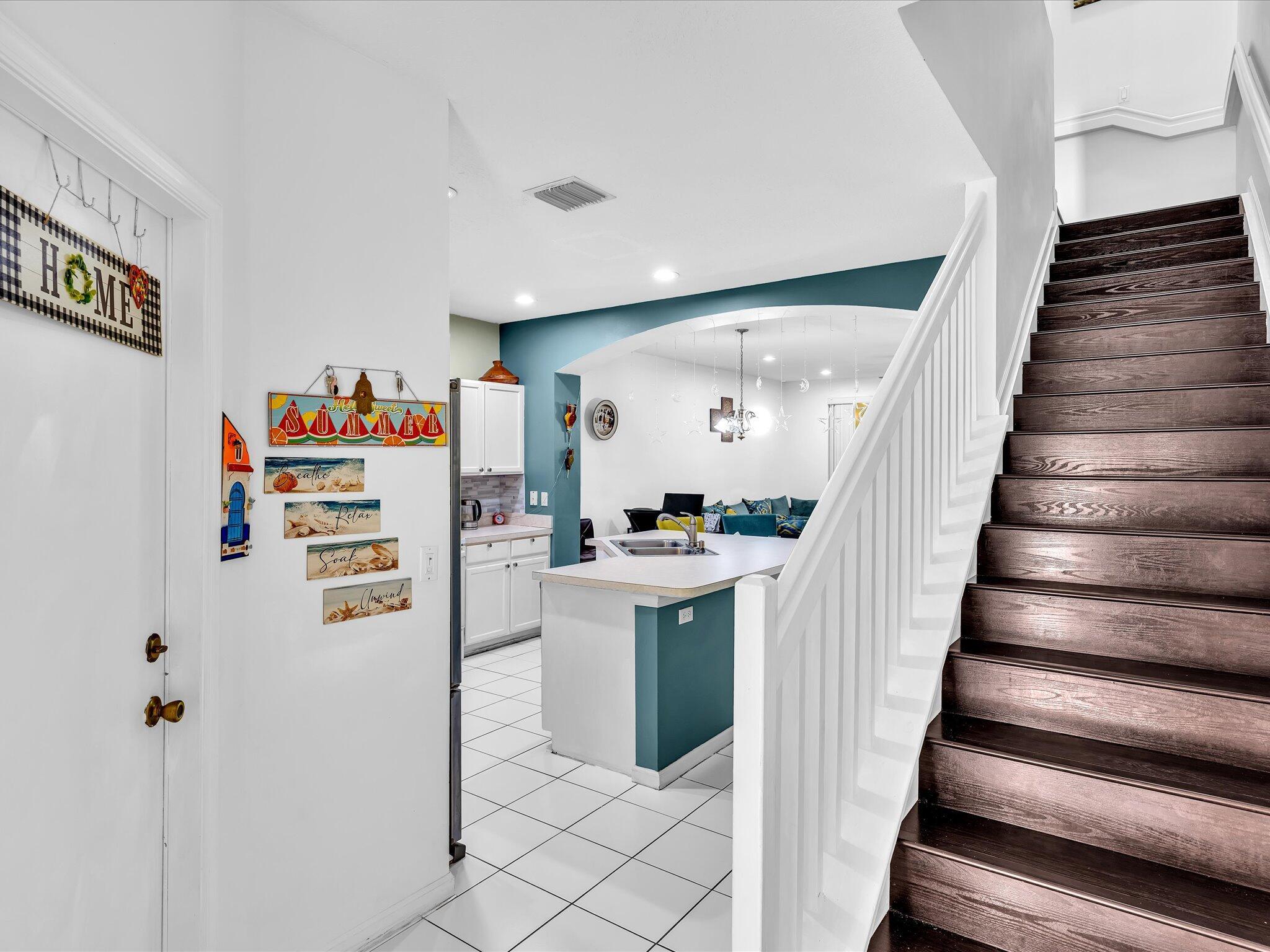 VERONA LAKES - Residential