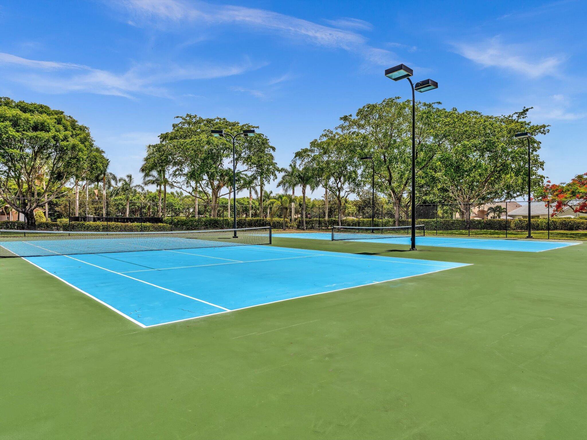 VERONA LAKES - Residential