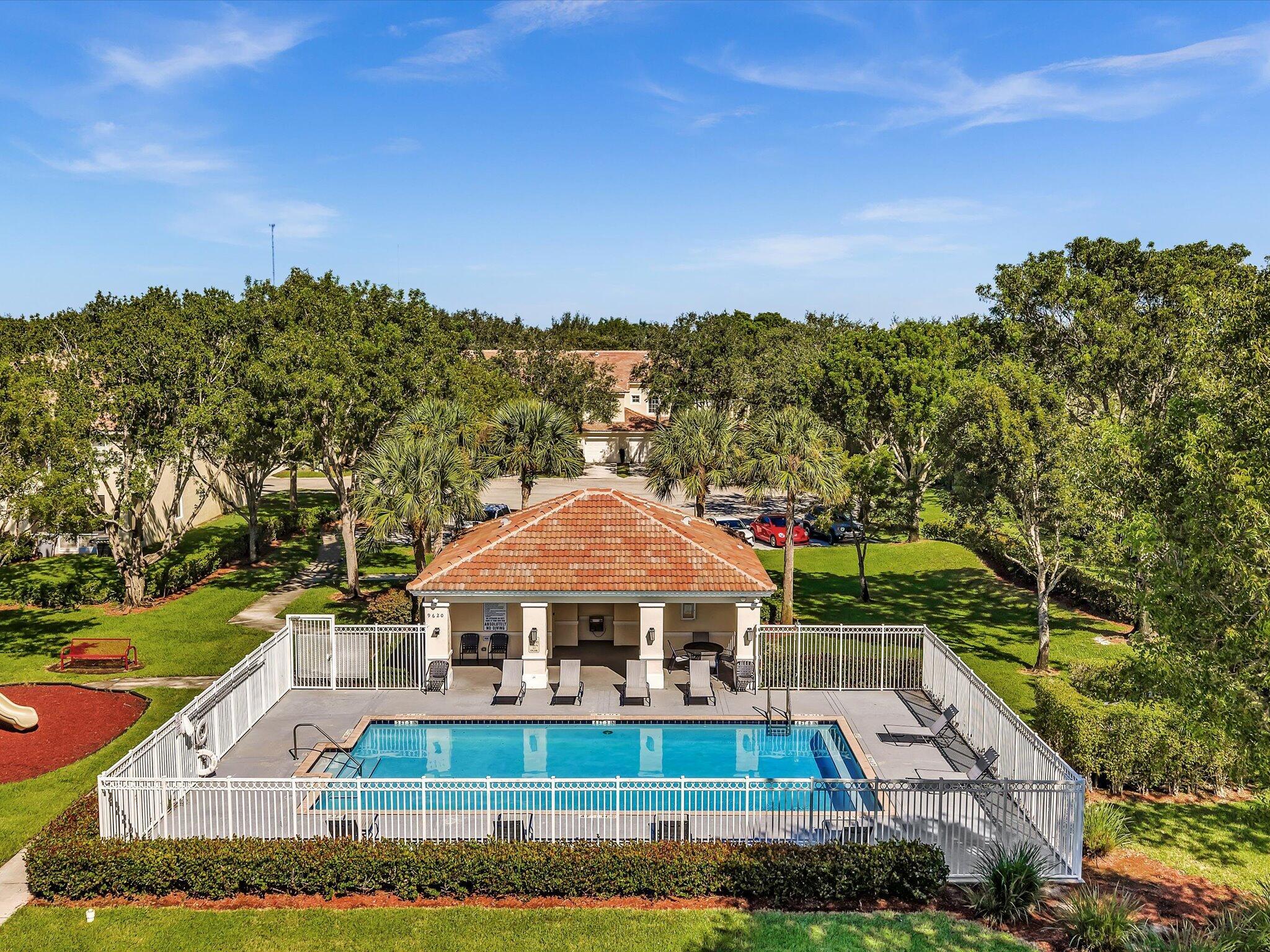 VERONA LAKES - Residential