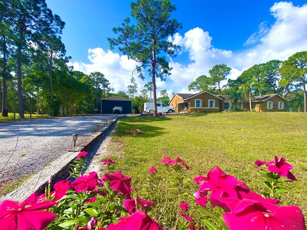 Photo of 16896 76th Street N, Loxahatchee, FL 33470 (MLS # R10810293)