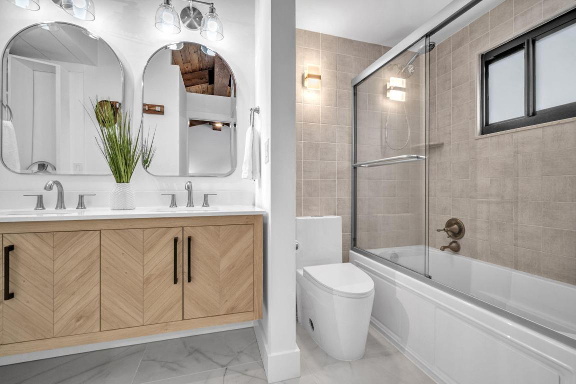 VICTORIA PARK CORR AMEN PLAT - Residential