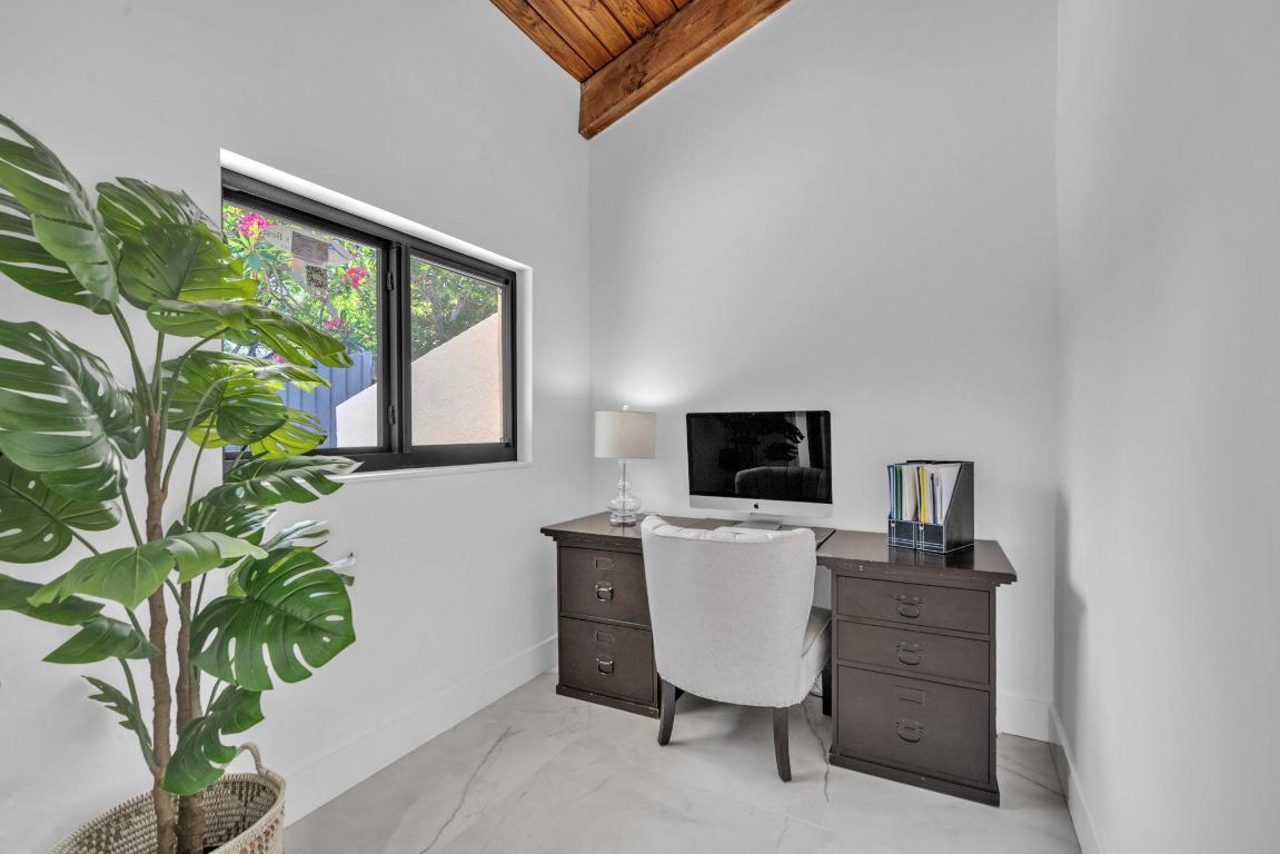 VICTORIA PARK CORR AMEN PLAT - Residential