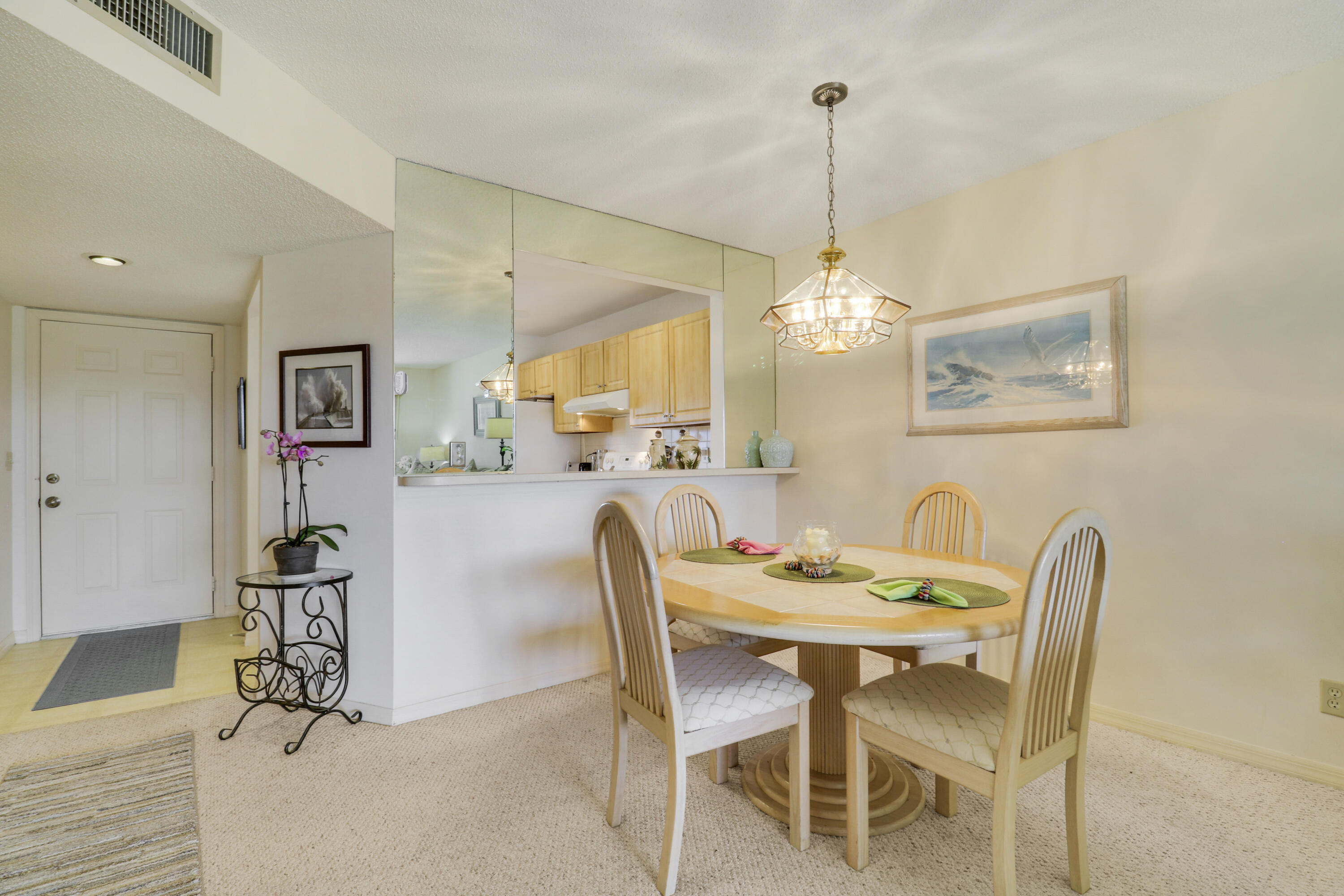 WILLIAMSBURG AT HERITAGE RIDGE CONDO - Residential