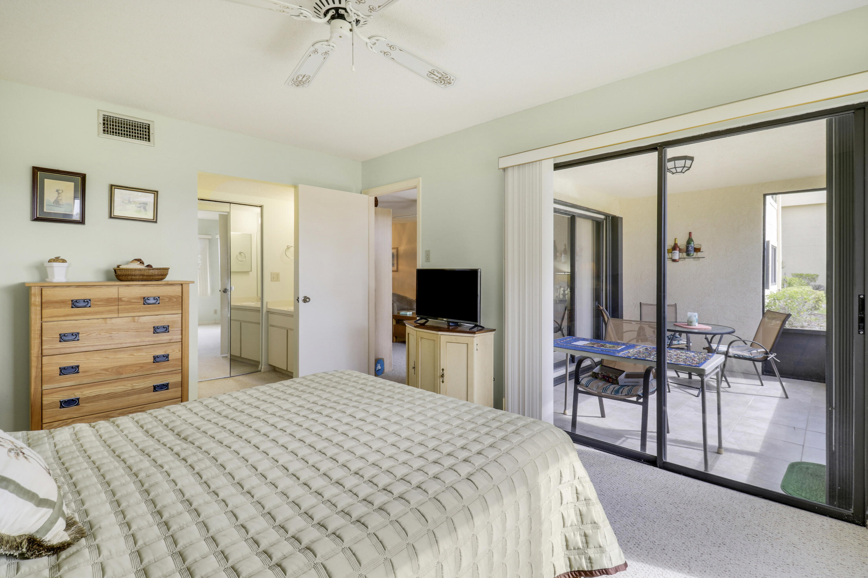 WILLIAMSBURG AT HERITAGE RIDGE CONDO - Residential