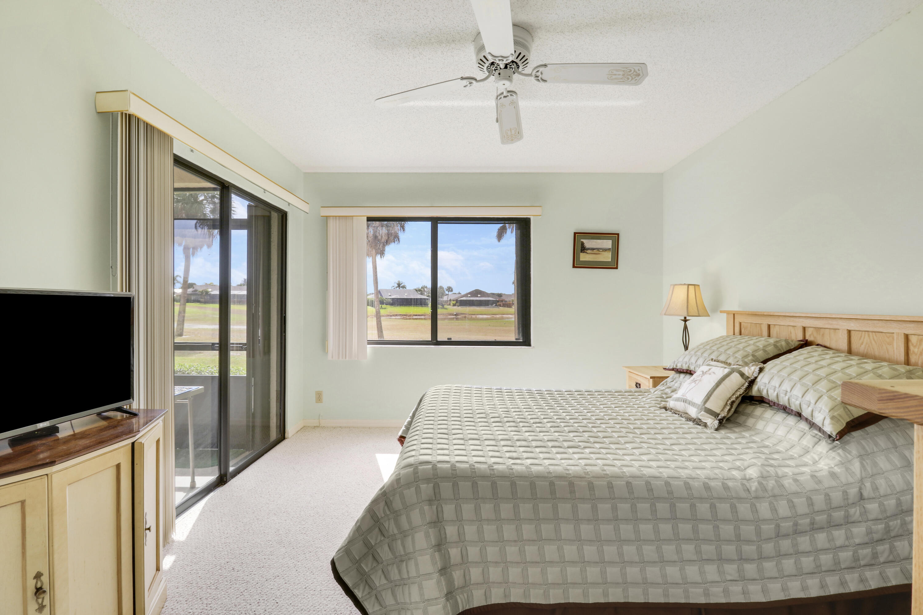 WILLIAMSBURG AT HERITAGE RIDGE CONDO - Residential