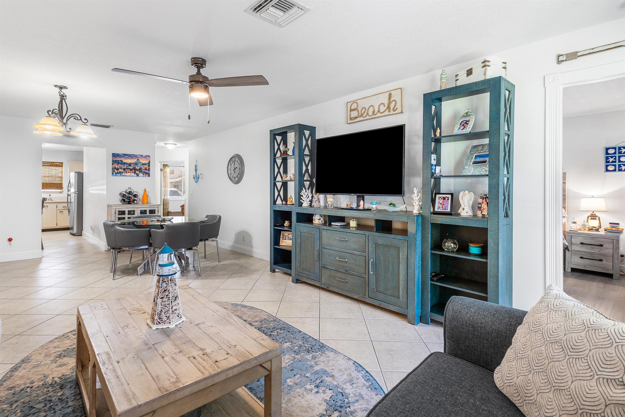 6306 Walk Circle