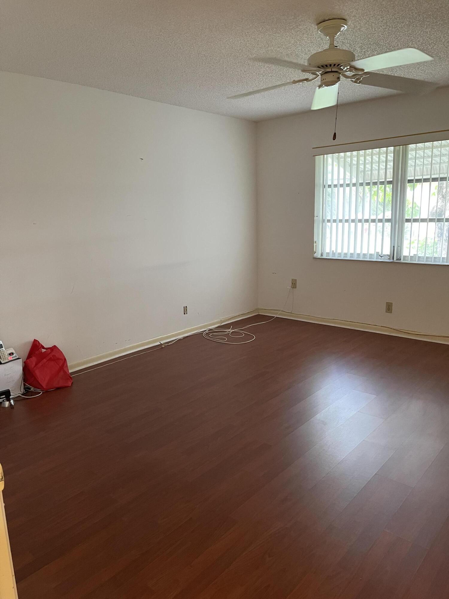 HIGH POINT OF DELRAY SEC 7 CONDO - Residential