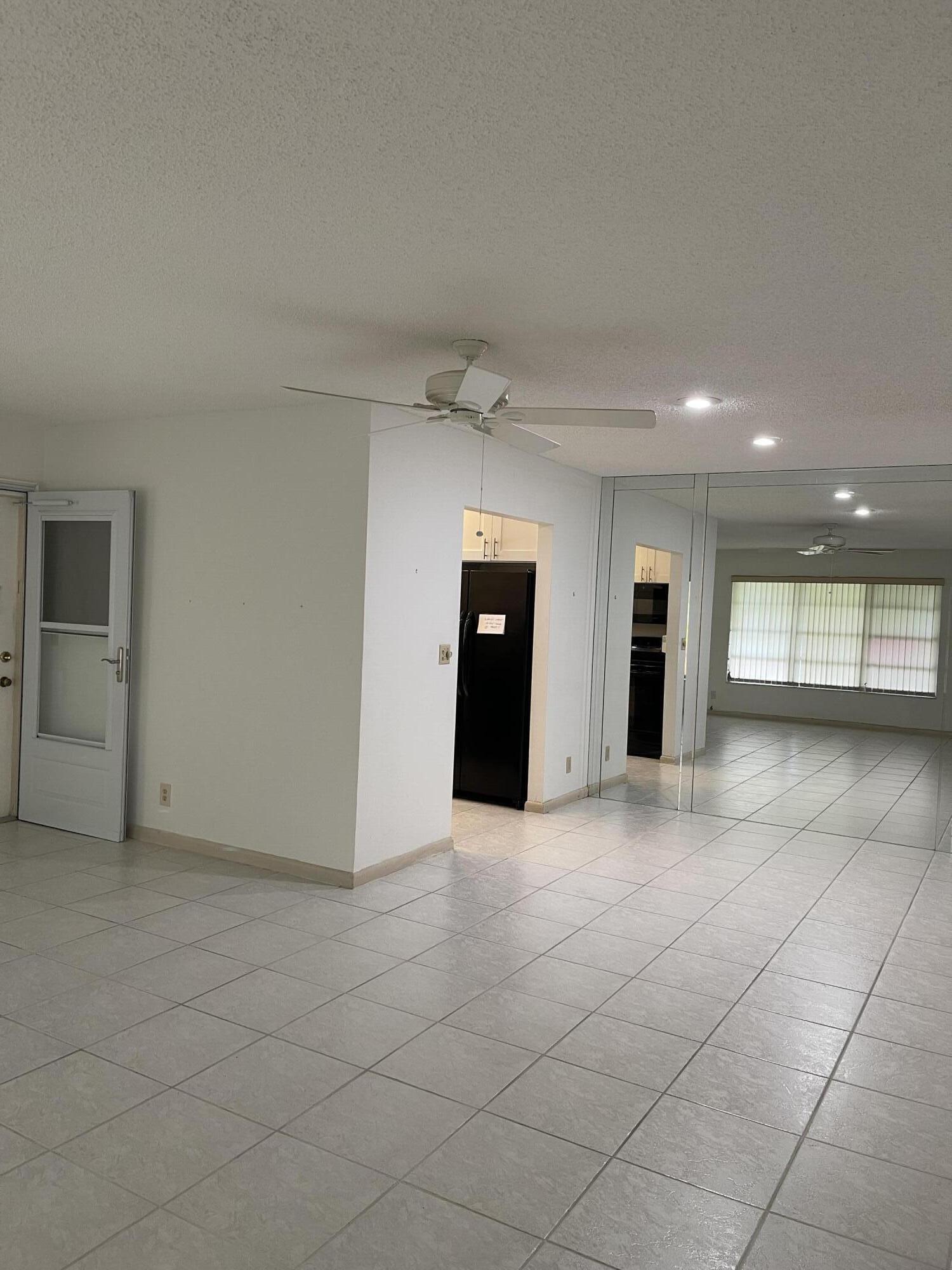 HIGH POINT OF DELRAY SEC 7 CONDO - Residential