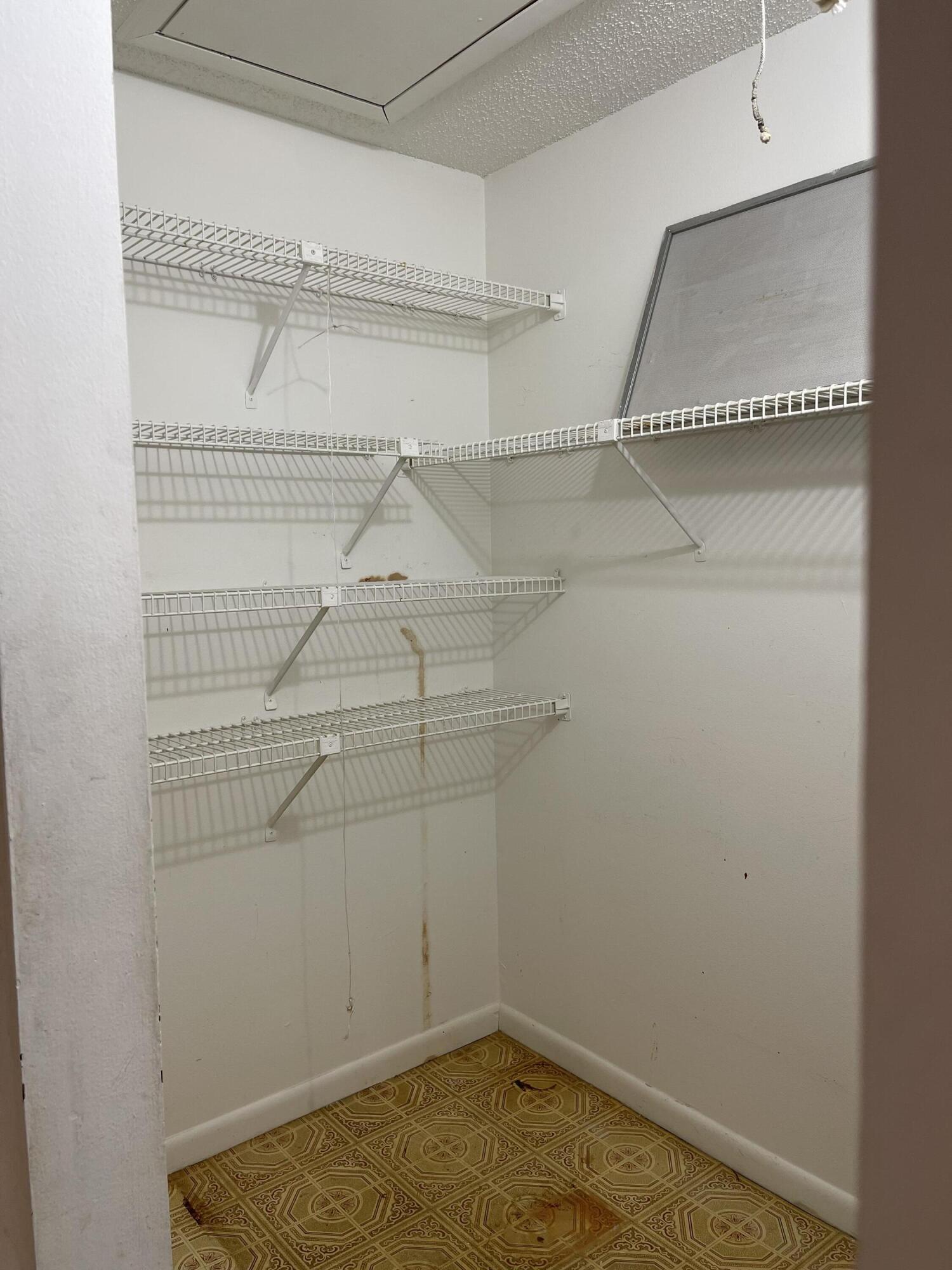 HIGH POINT OF DELRAY SEC 7 CONDO - Residential