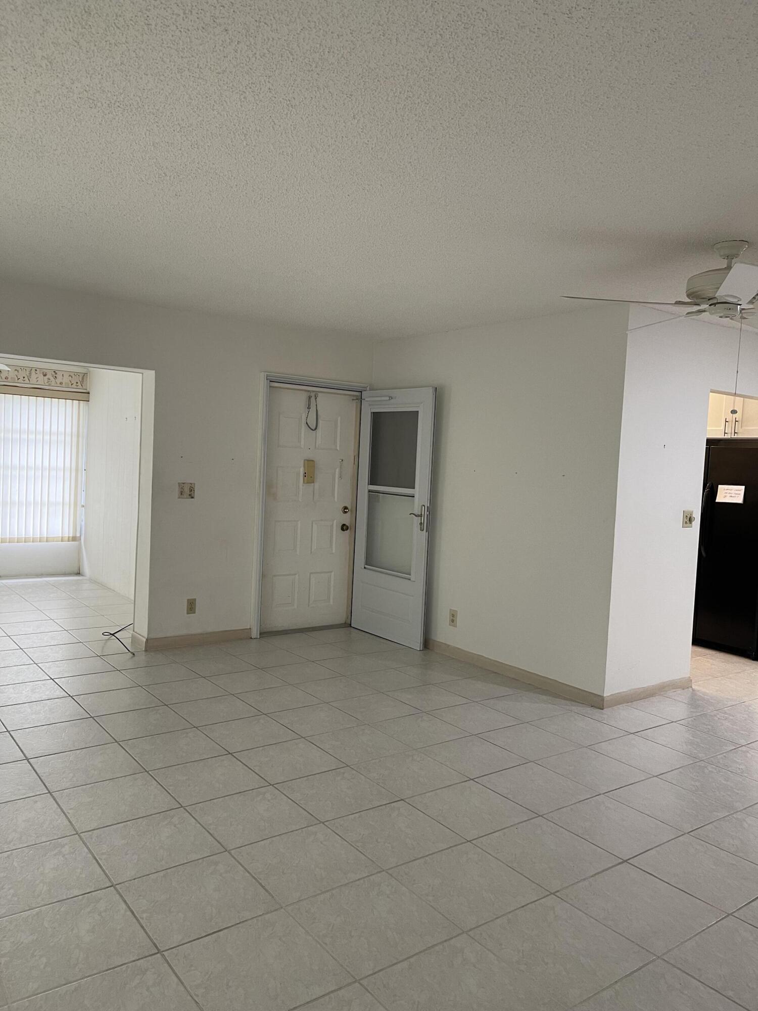 HIGH POINT OF DELRAY SEC 7 CONDO - Residential