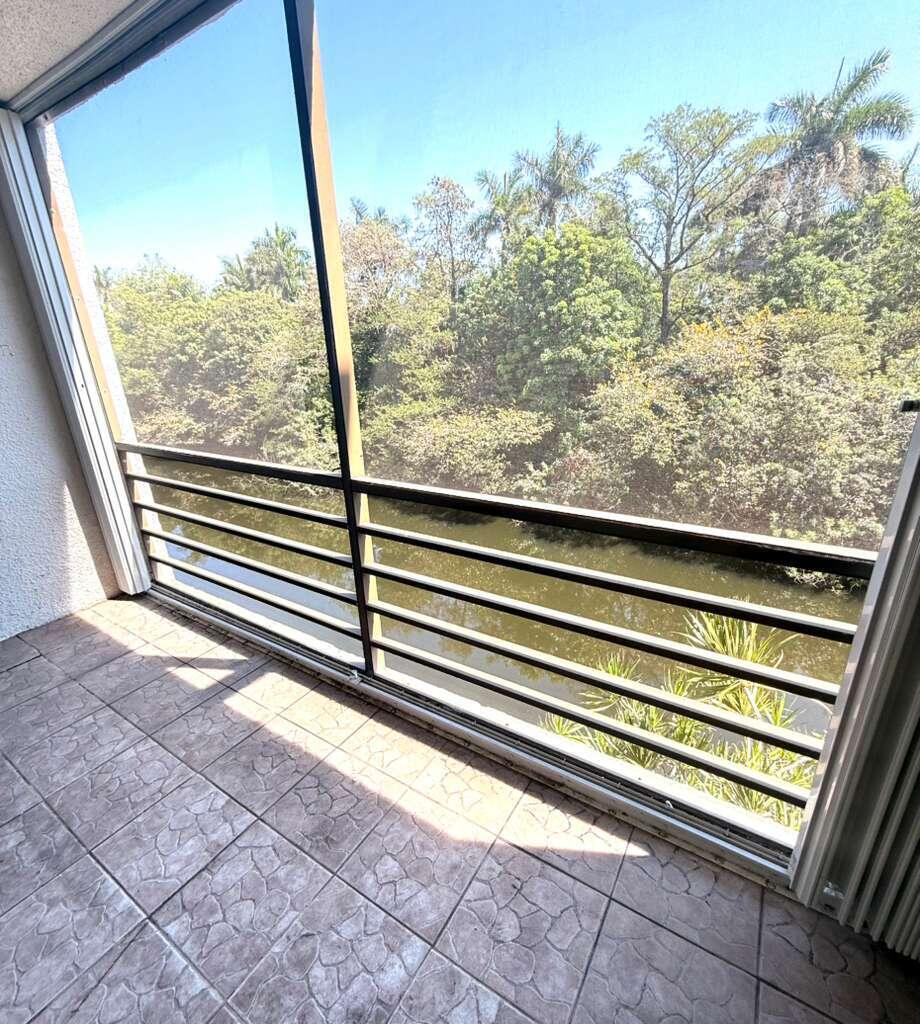 ROYAL PARK CONDO - Residential