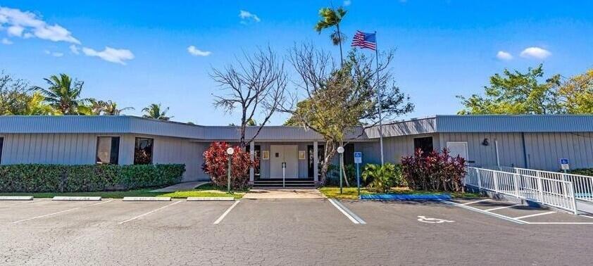 ROYAL PARK CONDO - Residential