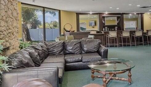 ROYAL PARK CONDO - Residential