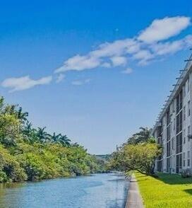 ROYAL PARK CONDO - Residential