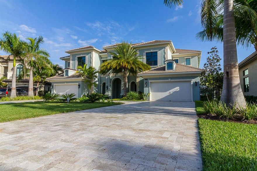 STUNNING 6 BEDROOM HOME ON CUL-DE-SAC WITH A BEAUTIFUL LAKE VIEW, LOCATED AT SEVEN BRIDGES. UPGRADED PRIVATE POOL, SUMMER KITCHEN, NICE LANDSCAPING. MARBLE FLOORS, WOOD FLOORS AND AN INCREDIBLE UPGRADED KITCHEN!!!! A LOT OF UPGRADES IN THIS HOUSE!!! AMAZING CLUBHOUSE INCLUDING RESTAURANT, INDOOR AND OUTDOOR BASKETBALL COURTS, FITNESS CENTER, PLAYROOM, POOL, WATER PARK, 13 TENNIS COURTS AND MUCH MORE!!!!MUST SEE IT!