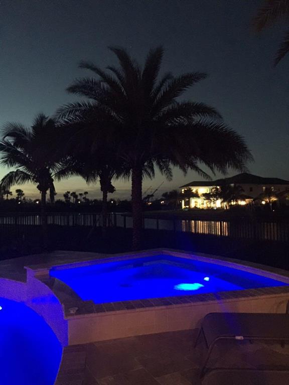 SEVEN BRIDGES - Residential