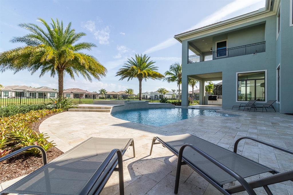 SEVEN BRIDGES - Residential