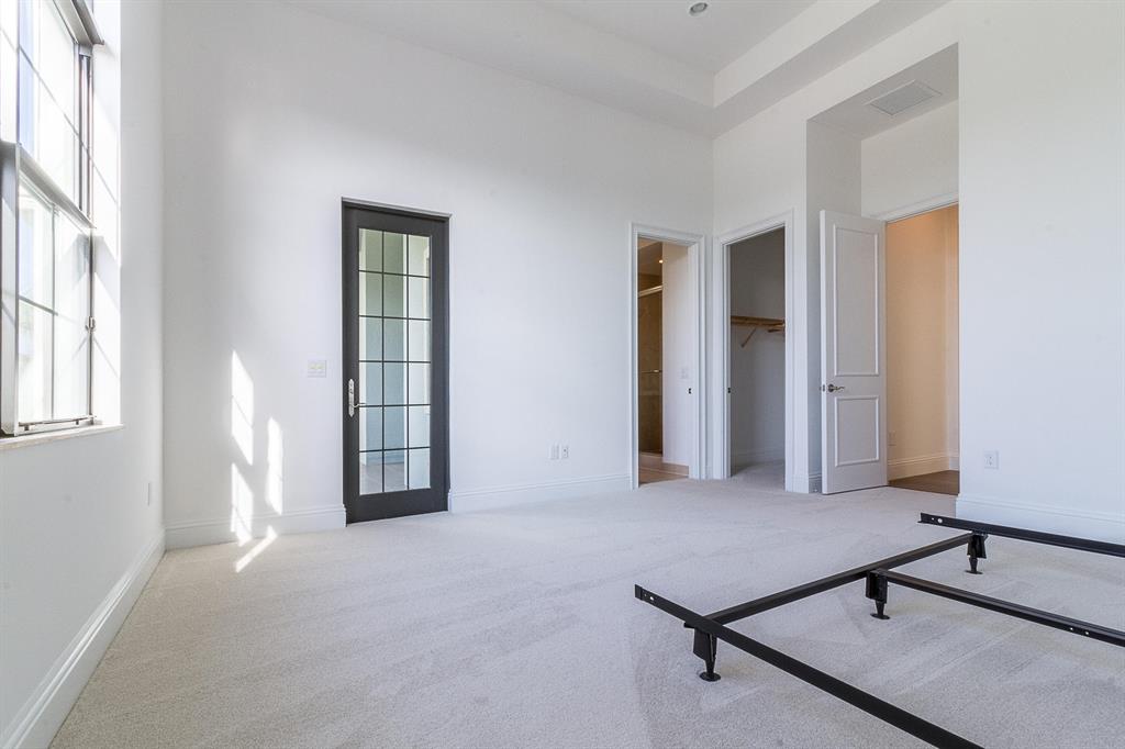 SEVEN BRIDGES - Residential