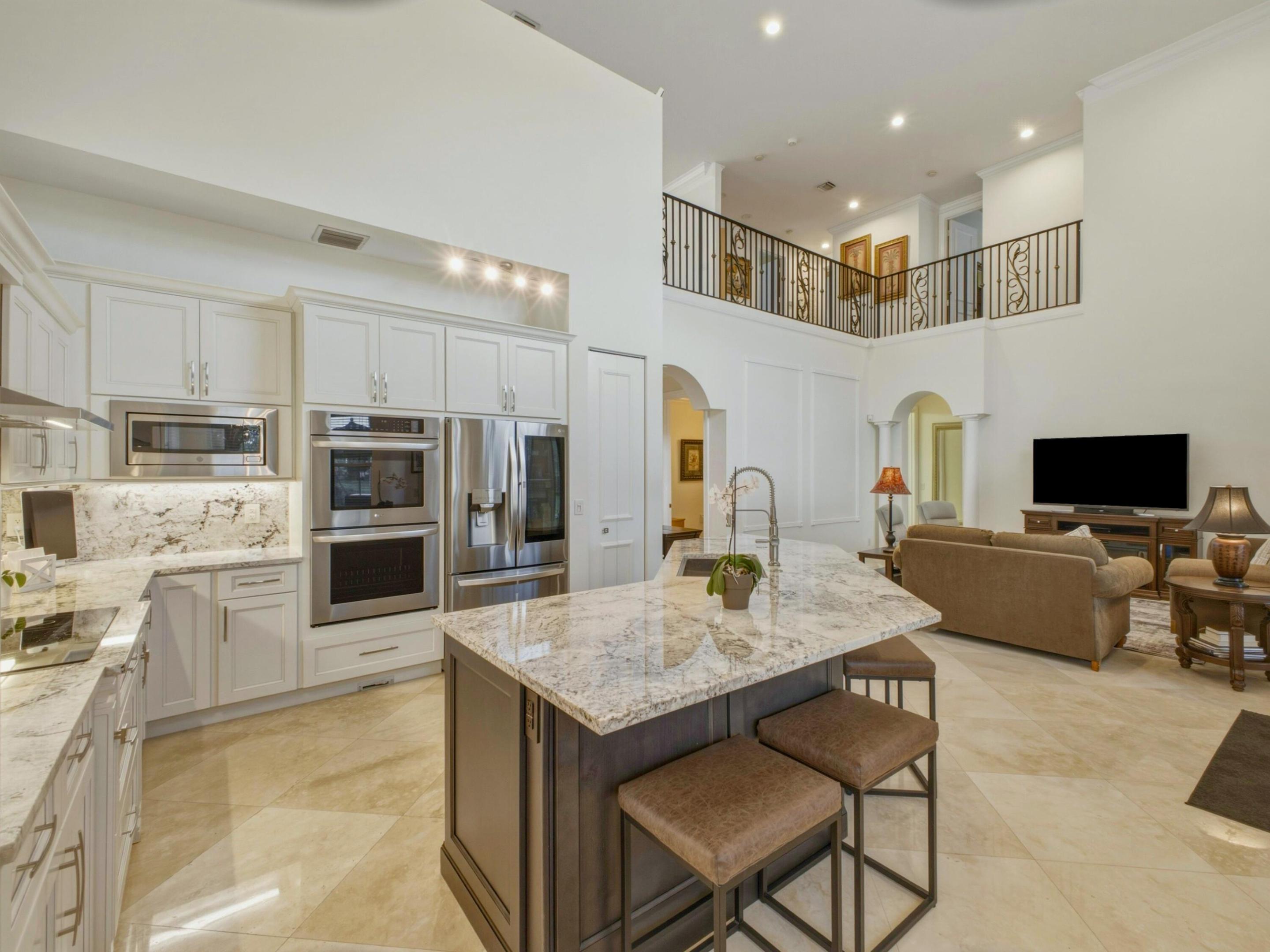 9814 Coronado Lake Drive