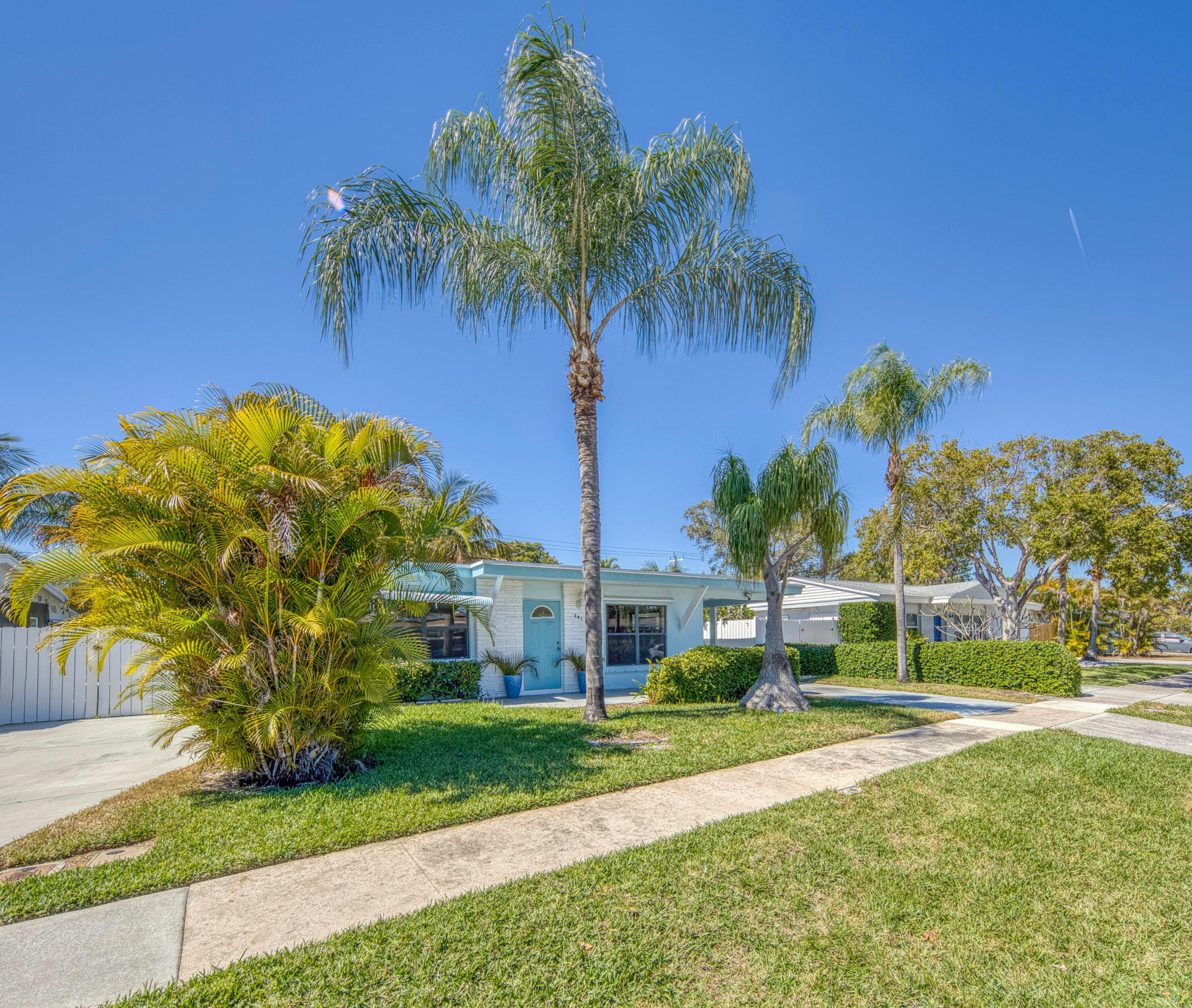 PINEWOOD HEIGHTS - Residential