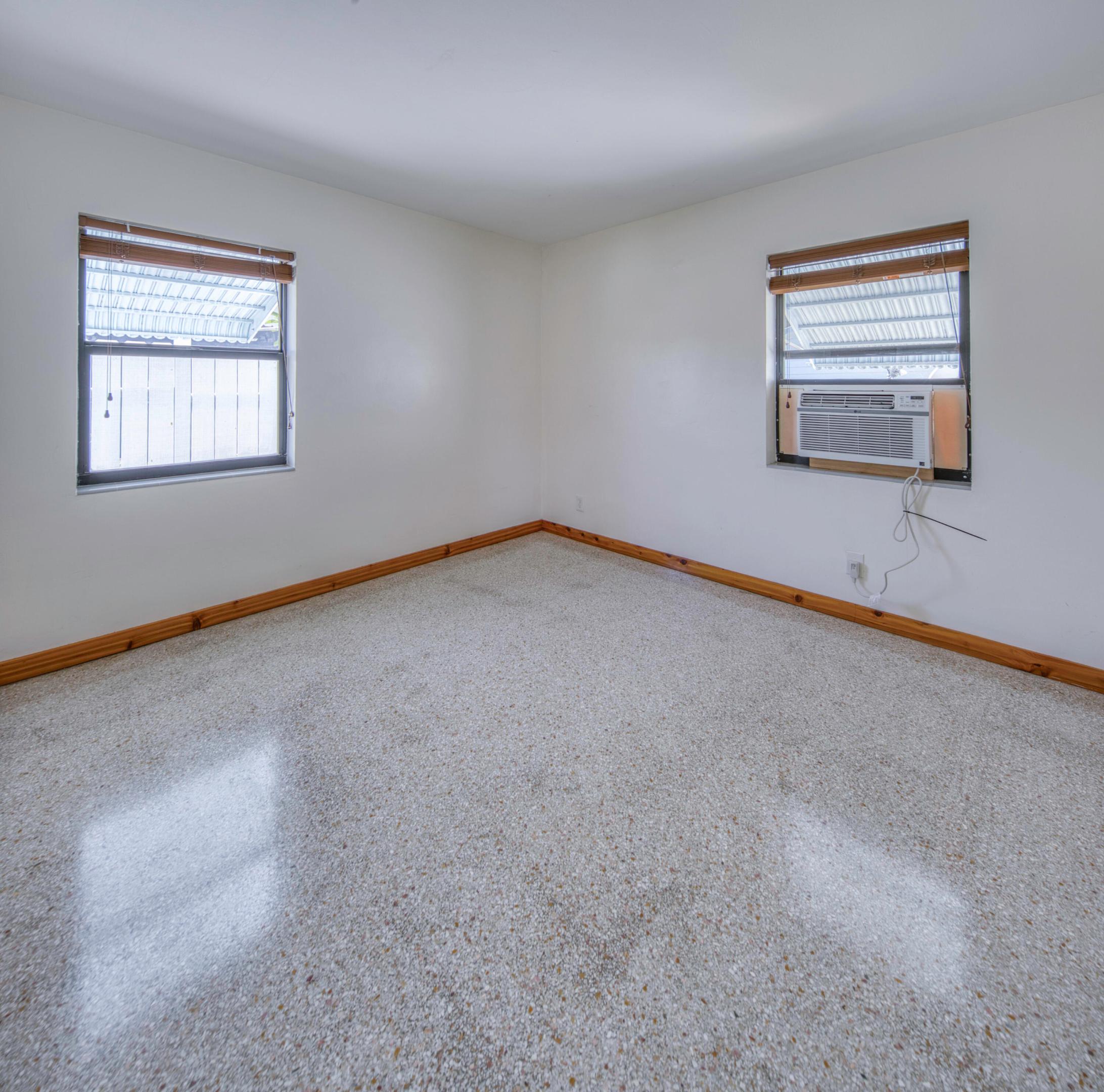 PINEWOOD HEIGHTS - Residential