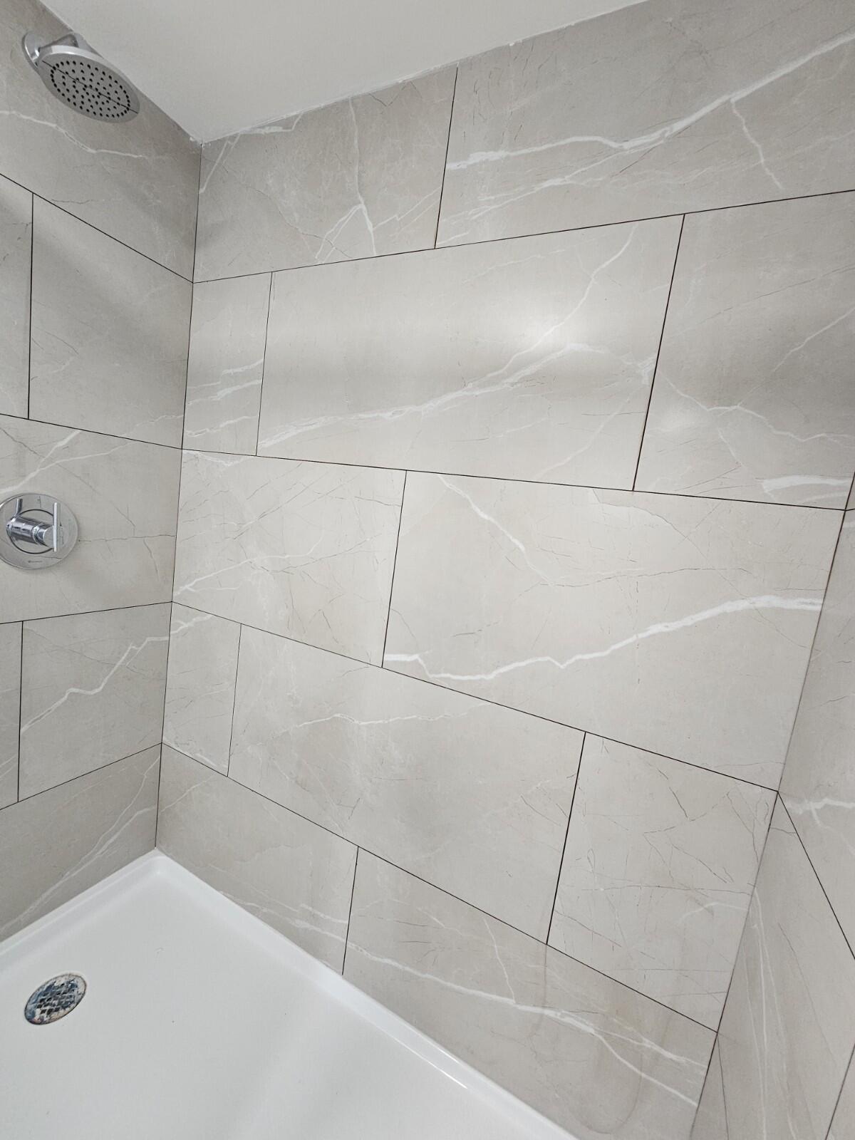PRESIDENTIAL GOLFVIEW CONDO - Residential