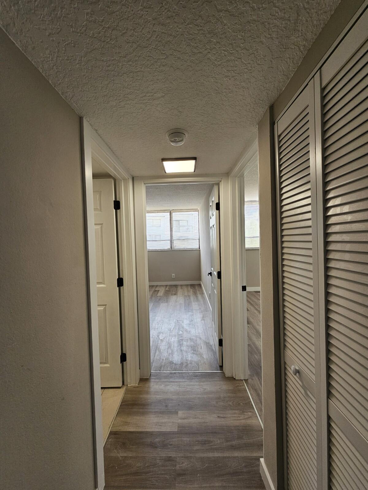 PRESIDENTIAL GOLFVIEW CONDO - Residential