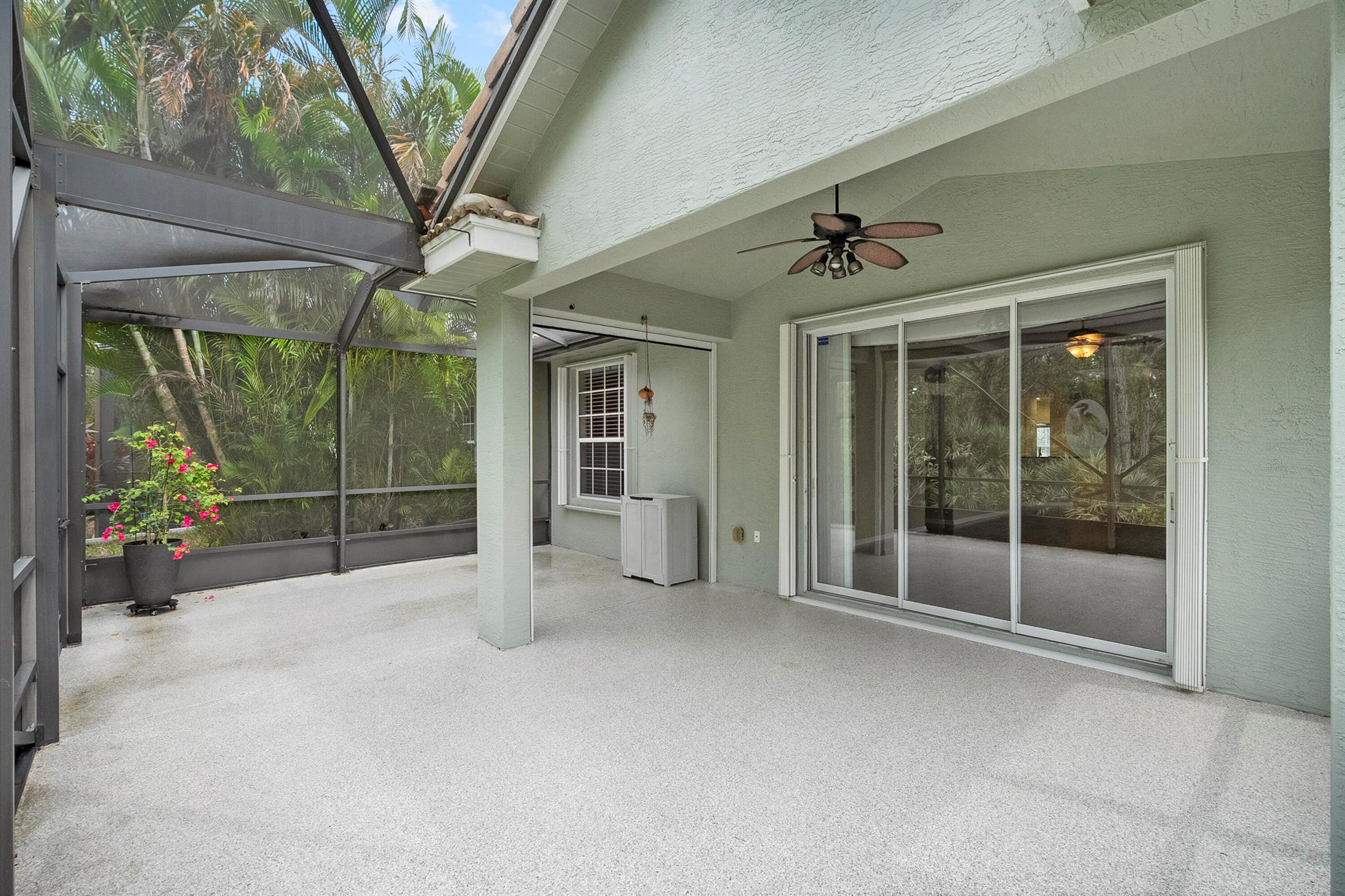 JENSEN BEACH COUNTRY CLUB - Residential