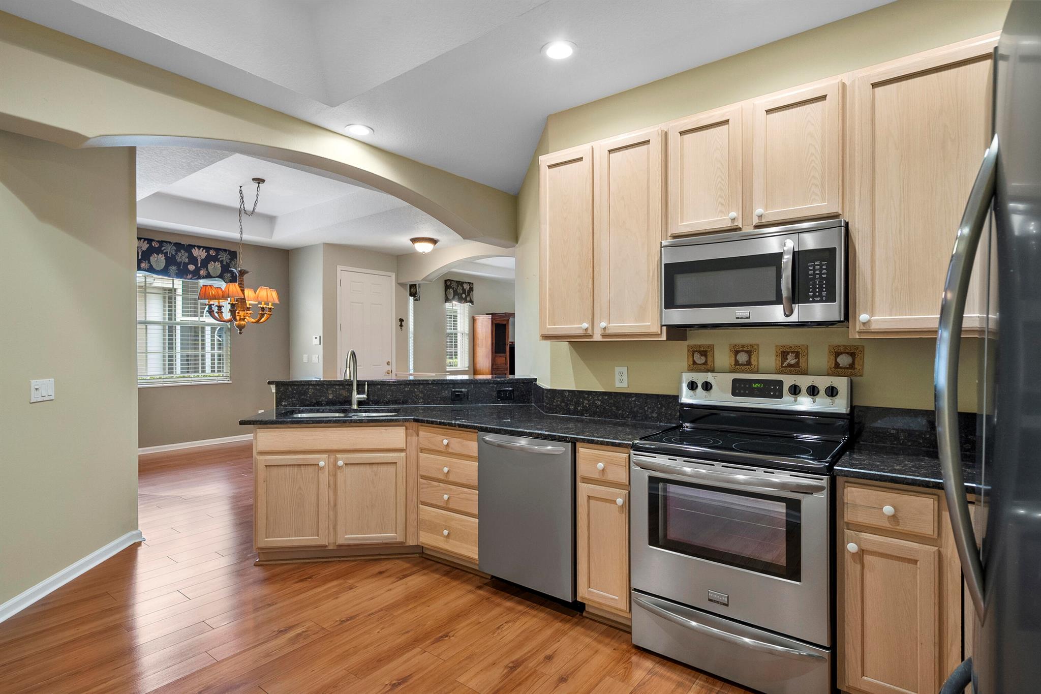 JENSEN BEACH COUNTRY CLUB - Residential