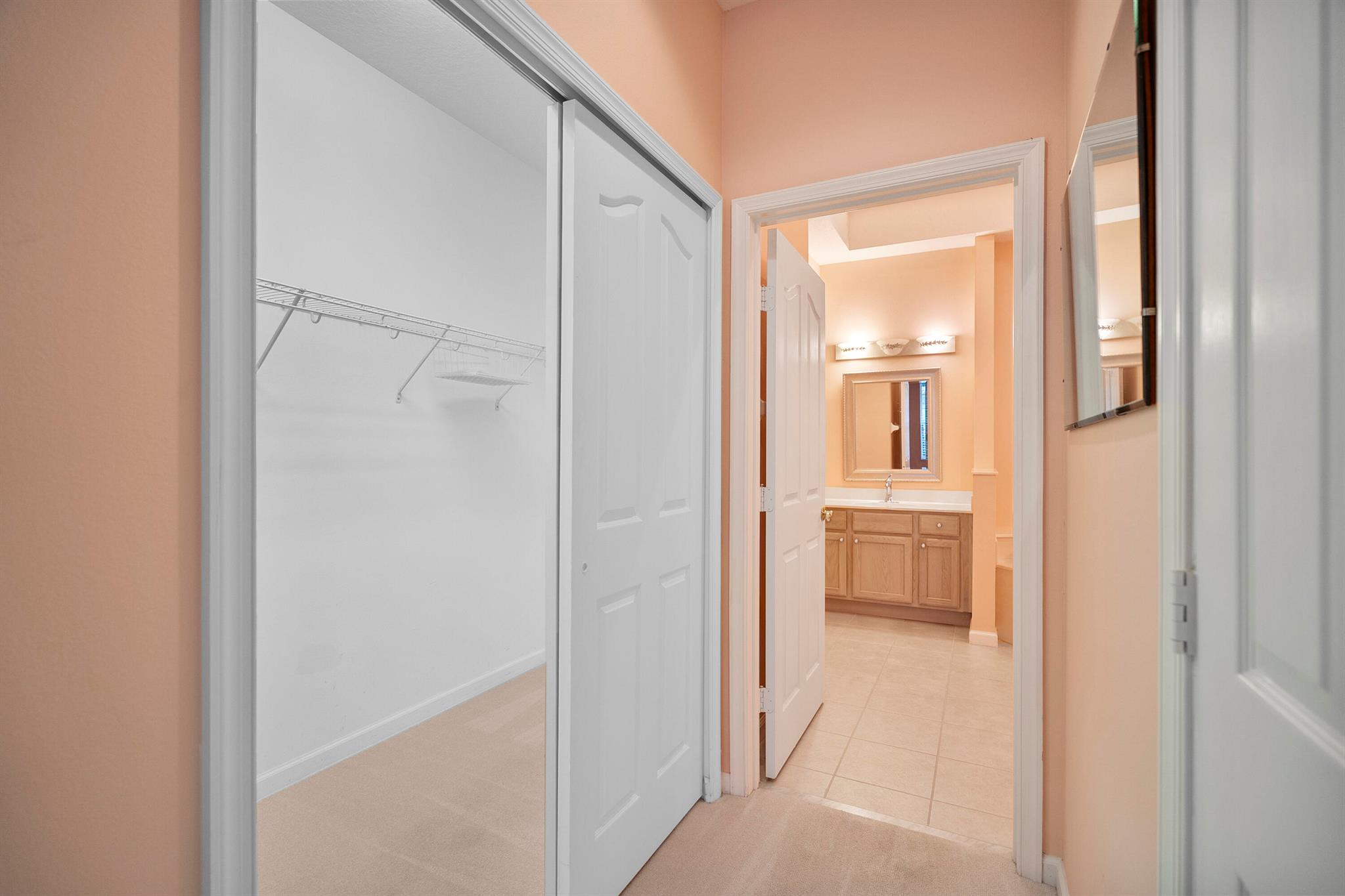 JENSEN BEACH COUNTRY CLUB - Residential