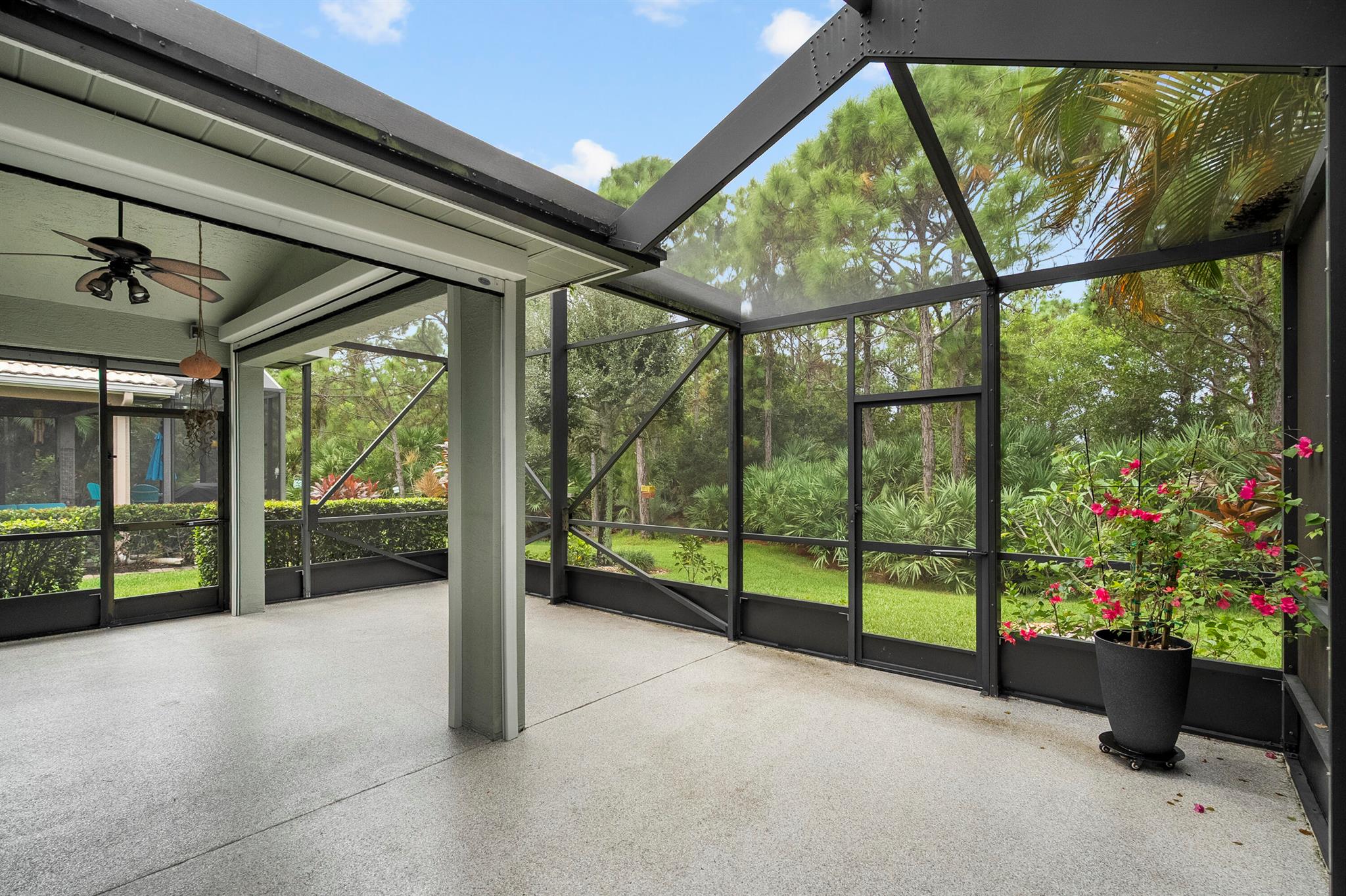 JENSEN BEACH COUNTRY CLUB - Residential