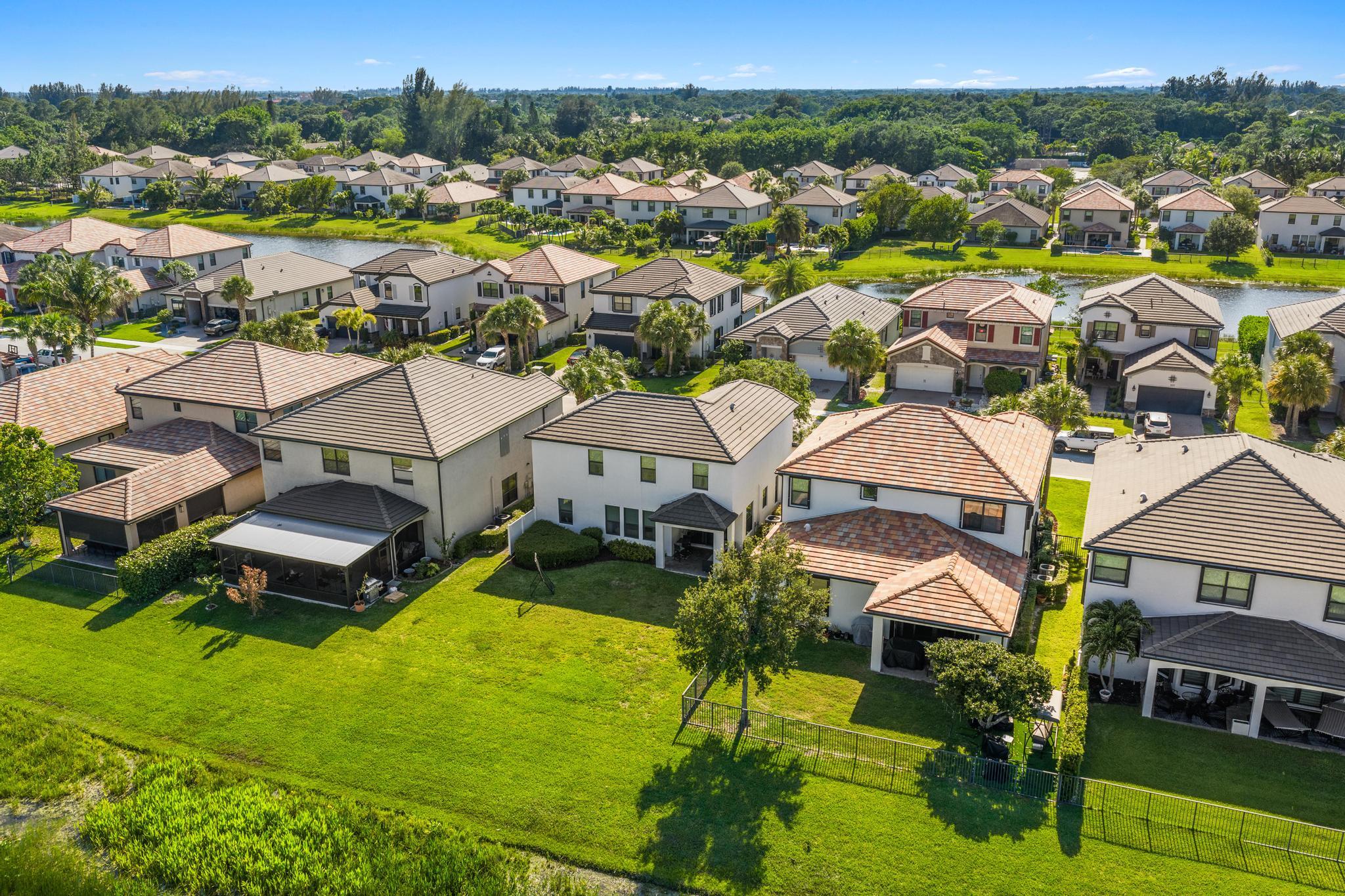 SILVERWOOD ESTATES - Residential