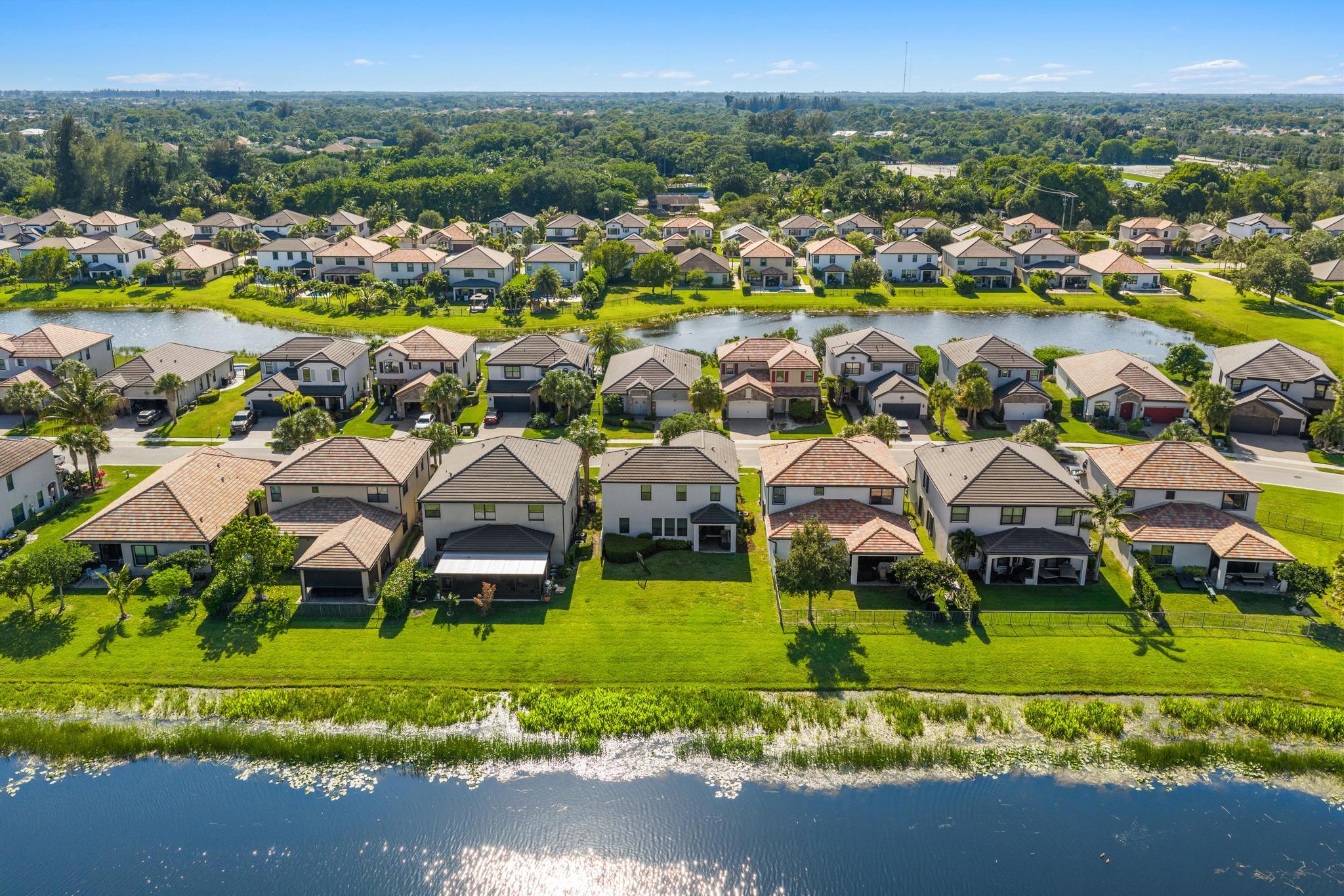 SILVERWOOD ESTATES - Residential