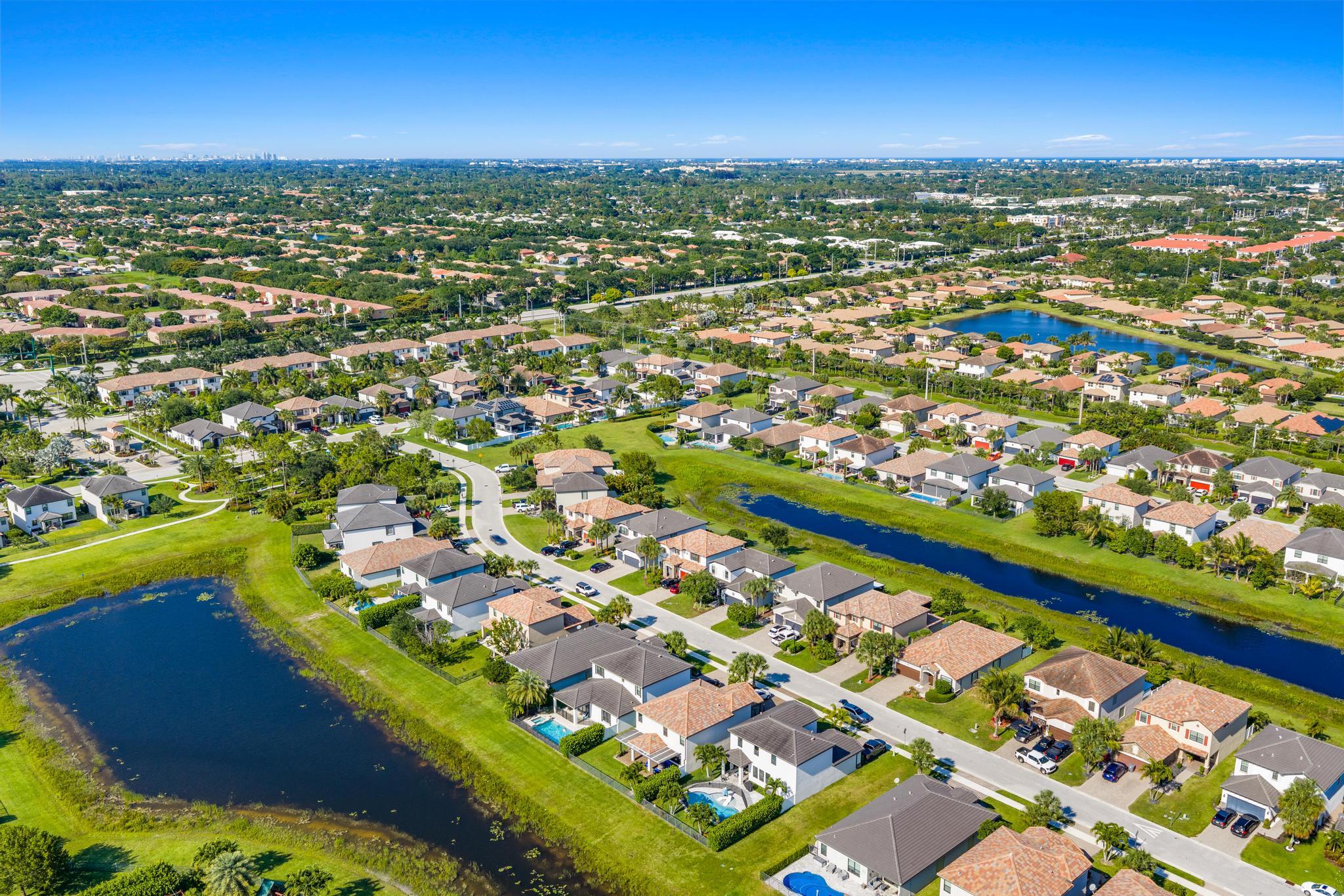 SILVERWOOD ESTATES - Residential