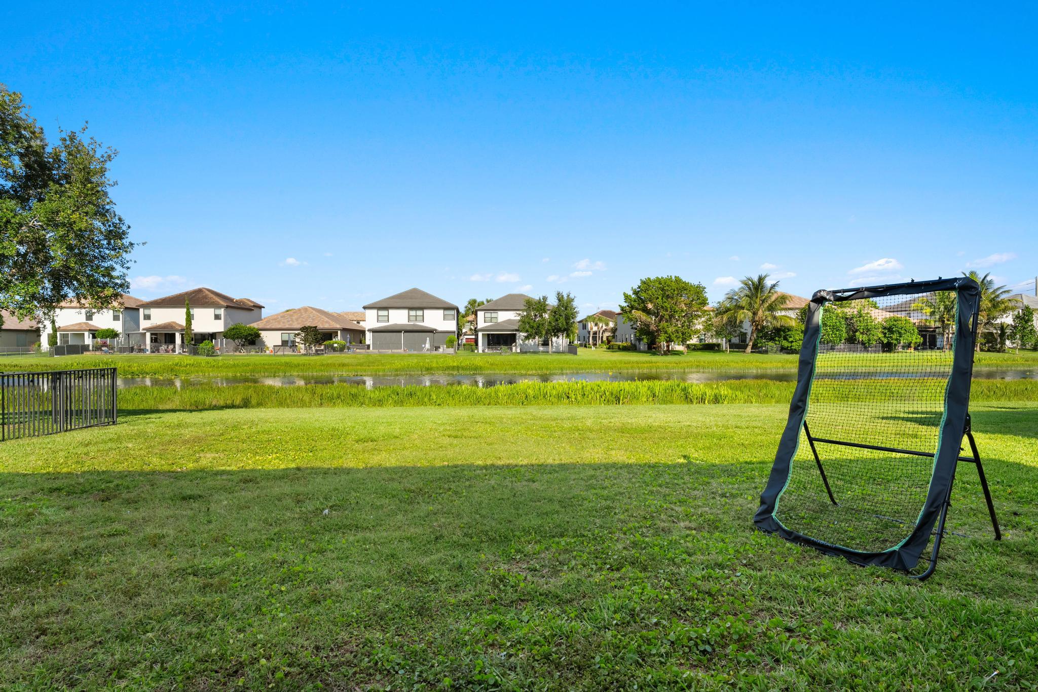 SILVERWOOD ESTATES - Residential